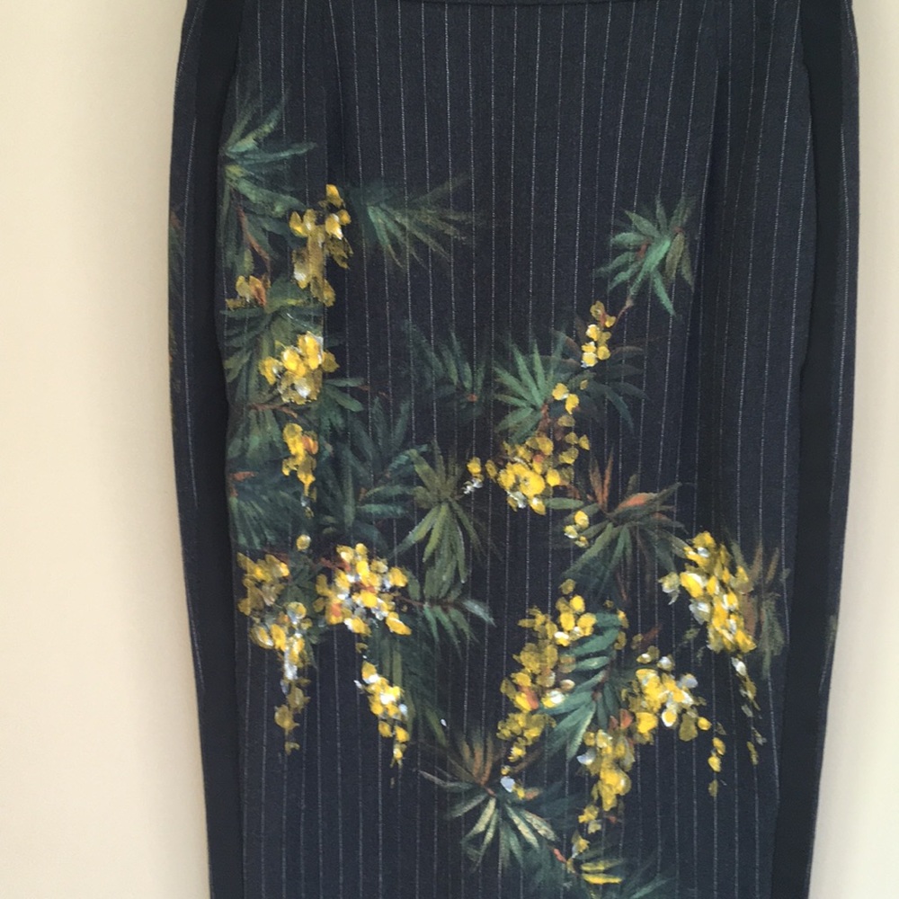 Custom Made Gray Pinstripe Handpainted Skirt - Picture 4 of 10